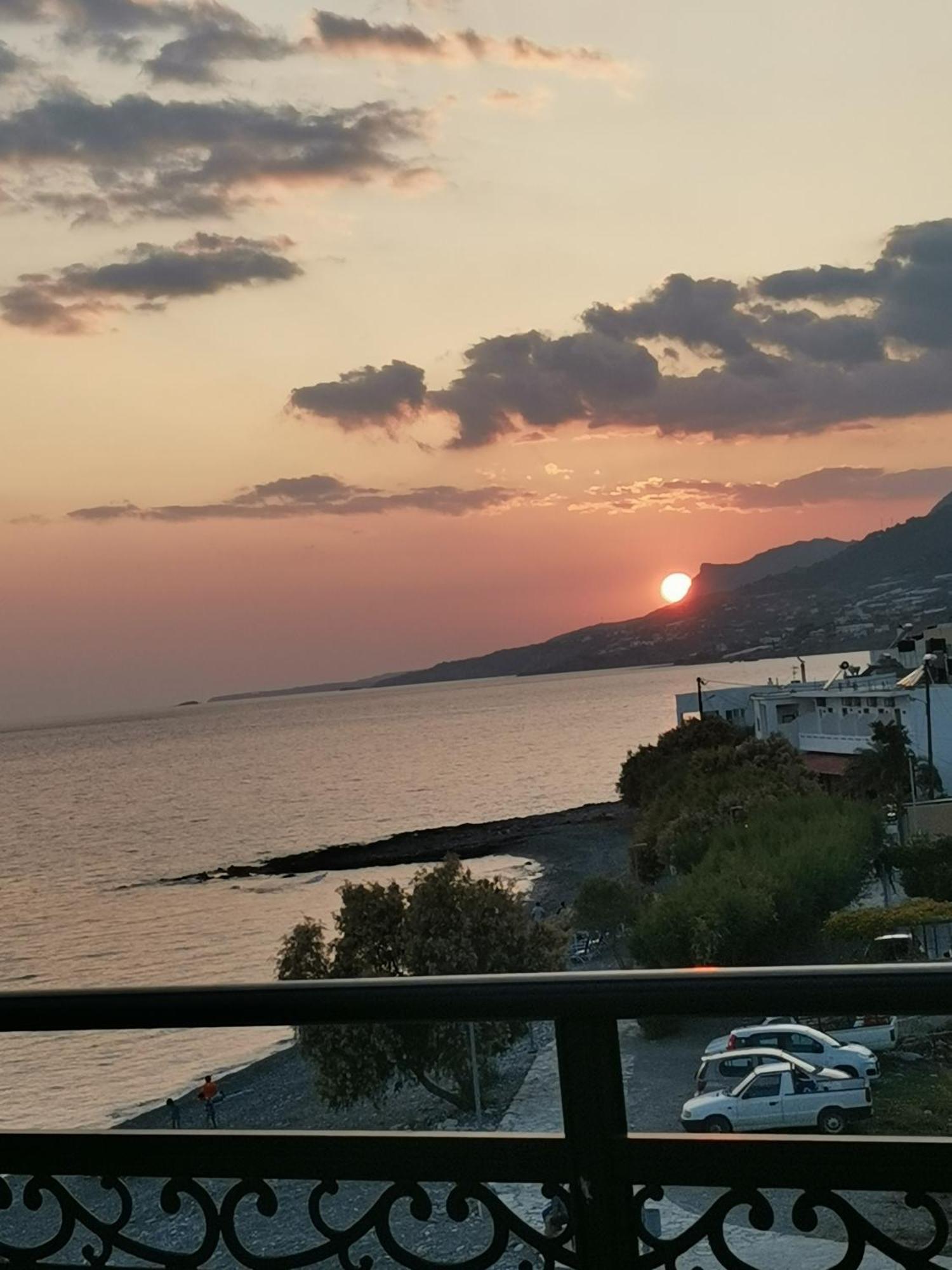 Apartament Stratos Sunset House Koutsourás Zewnętrze zdjęcie
